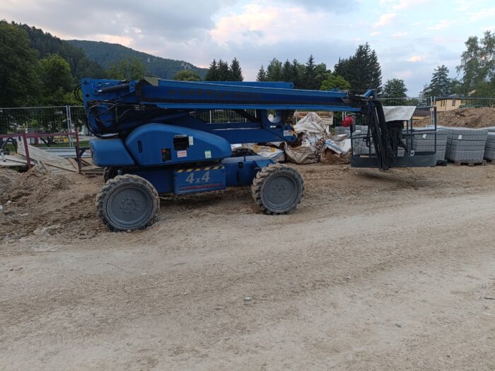 Pohyblivá pracovaná plošina NiftyLift HR21D 4WD - Image 3